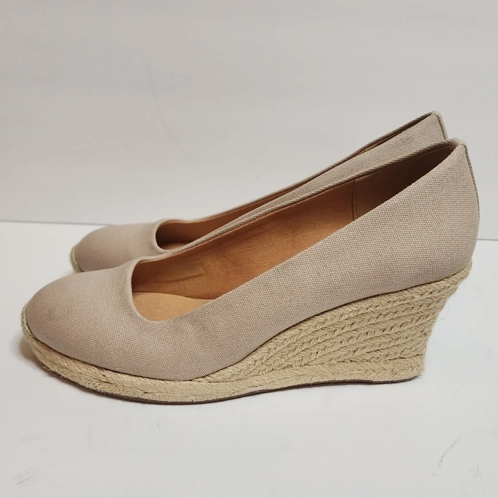 J. Crew Canvas espadrille wedges in Flax. Women's size 8.5.